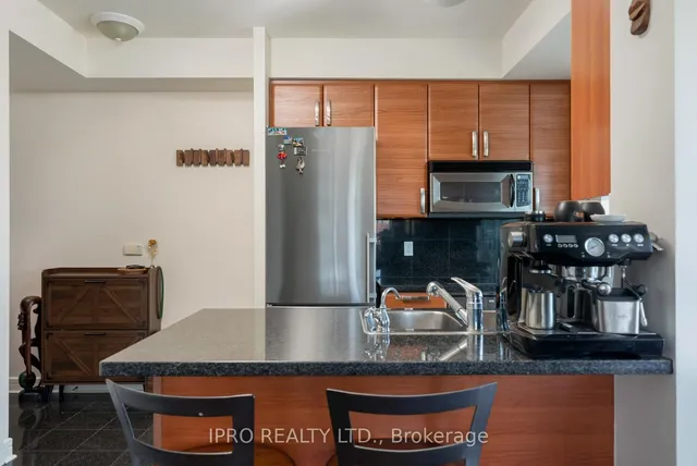 Additional image 10 of 1 Avondale Ave Unit 902