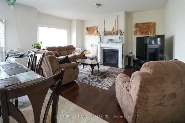 Additional image 6 of 42 Lola Cres