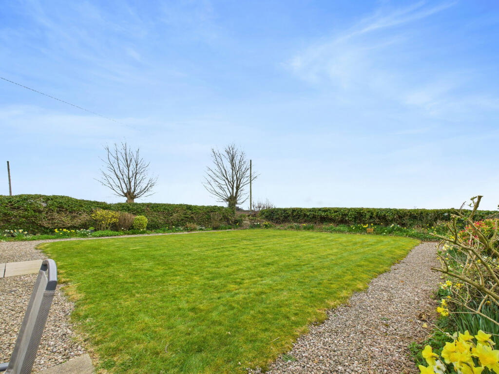 Additional image 33 of Cottage, Maud, AB42