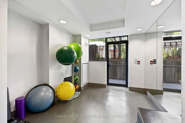 Additional image 31 of 18 Beverley St Unit 416