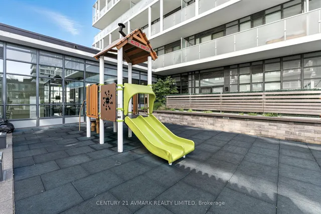 Additional image 44 of 34 TUBMAN Ave Unit 305