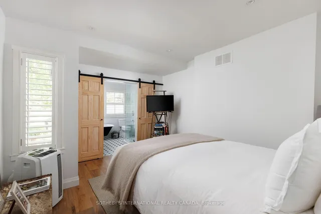 Additional image 32 of 116 Shaftesbury Ave
