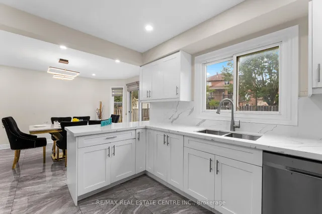 Additional image 16 of 82 Flowertown Ave