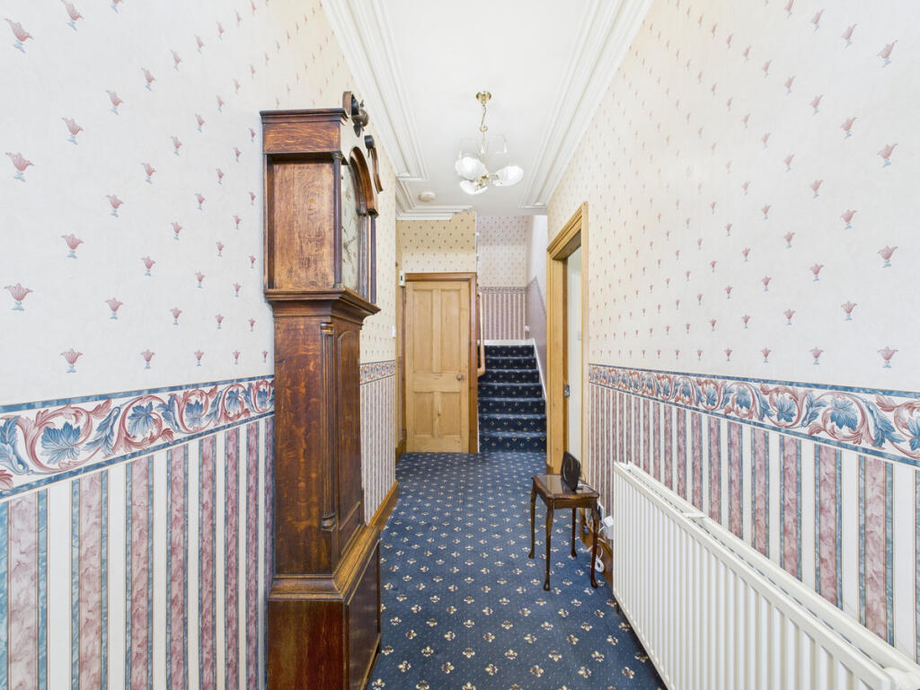 Additional image 43 of Cottage, Maud, AB42