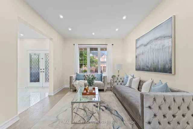 Additional image 9 of 16 Banks Dr