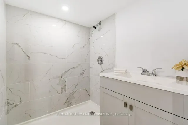 Additional image 24 of 1039.5 Cannon St