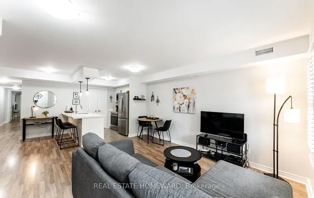 Additional image 6 of 2 Brian Peck Cres Unit 102