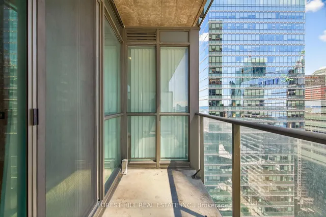 Additional image 15 of 55 Bremner Blvd Unit 3302