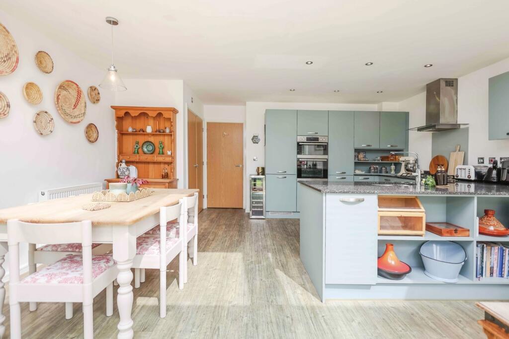 Additional image 2 of Surrey Close, Smethwick, West Midlands, B66