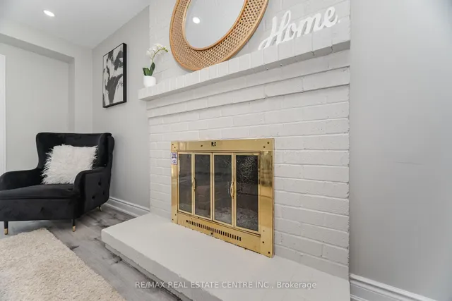 Additional image 22 of 76 Moffatt Ave