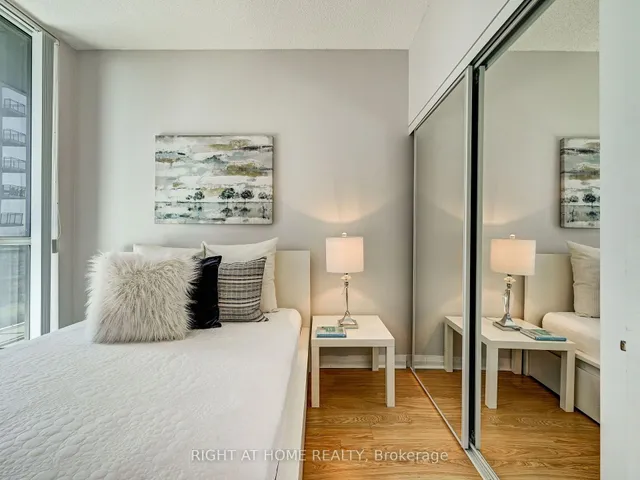 Additional image 28 of 55 Eglinton Ave Unit 2001