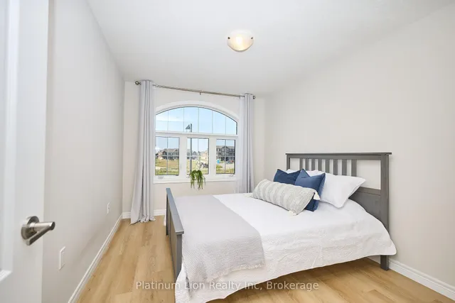 Additional image 27 of 73 Lloyd Davies Way