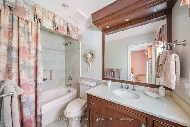 Additional image 36 of 116 Kenpark Ave