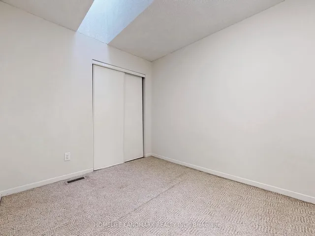 Additional image 21 of 10 Reidmount Ave Unit 7