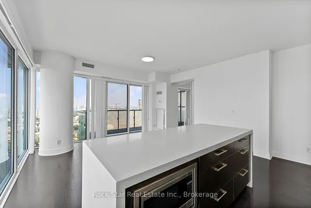 Additional image 12 of 65 St. Mary St Unit 2604