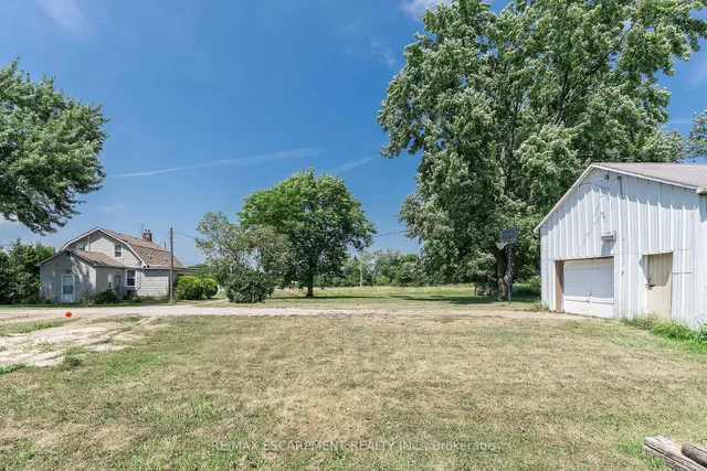 Additional image 20 of 2546 WILSON St