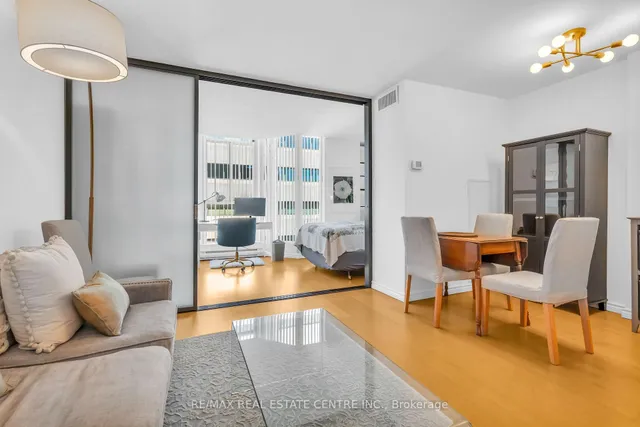 Additional image 14 of 55 Centre Ave Unit 2504