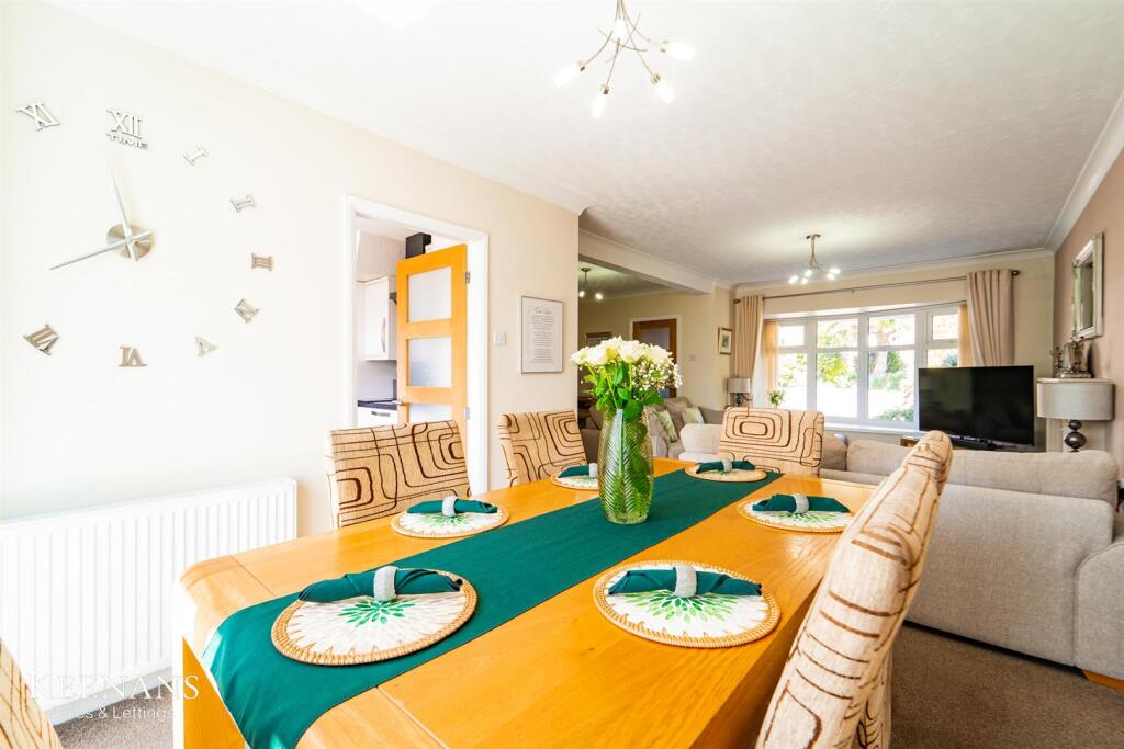 Additional image 21 of Windsor Close, Read