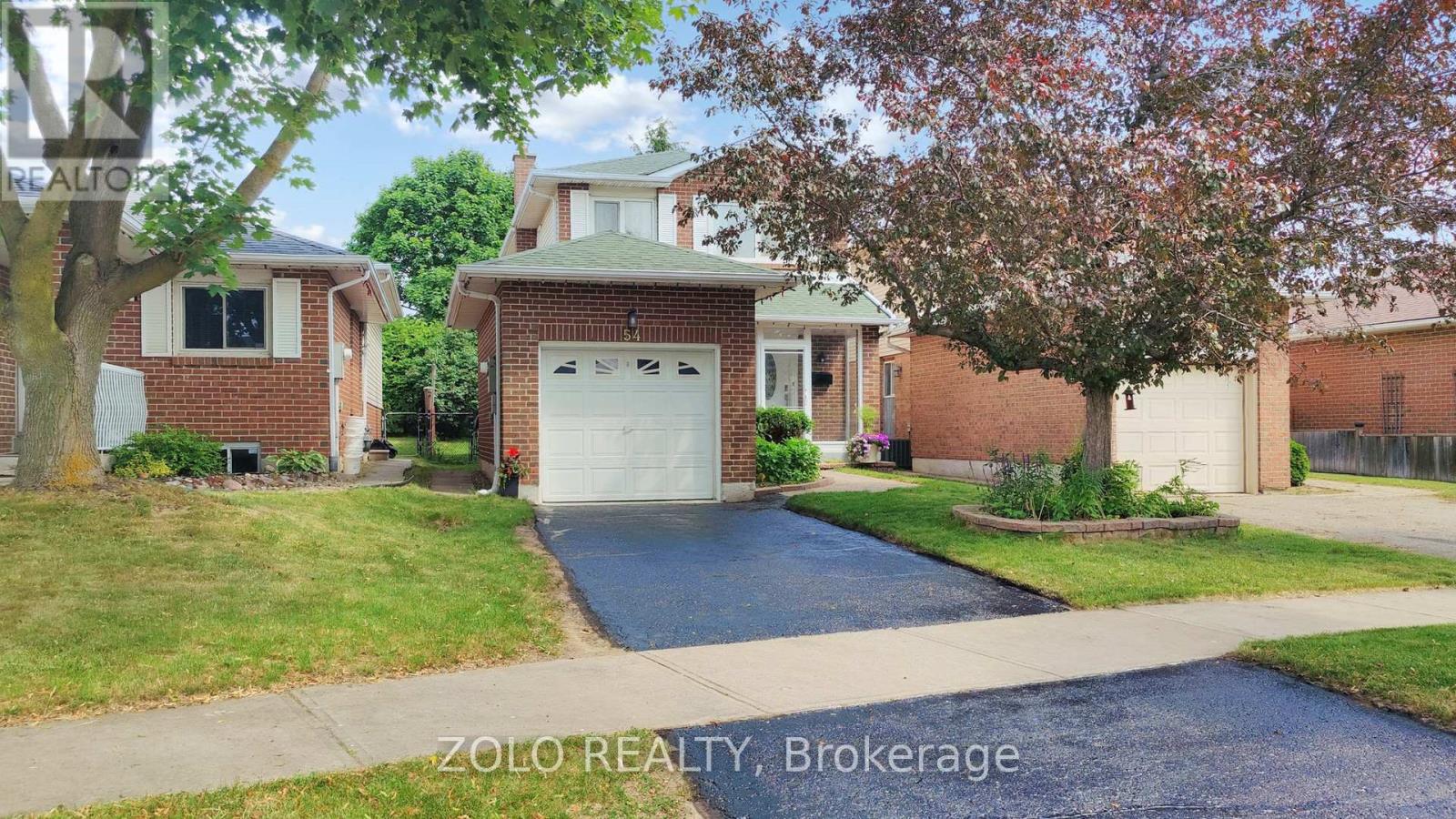 54 LUMINOUS COURT|Brampton (Heart Lake West), Ontario L6Z2B3