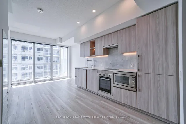 Additional image 8 of 17 Bathurst St Unit 3505