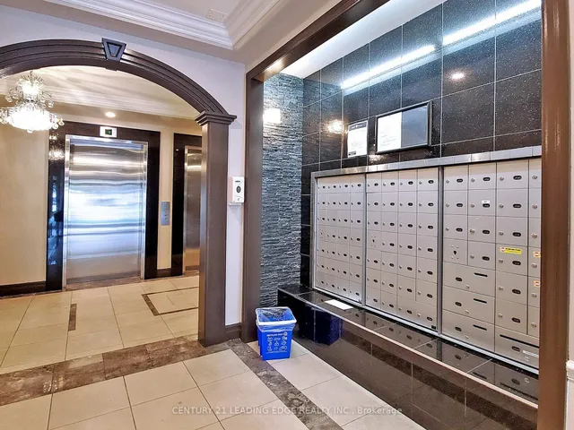 Additional image 31 of 777 STEELES Ave Unit LPH6