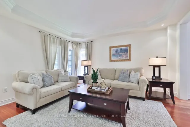 Additional image 9 of 4302 Clubview Dr