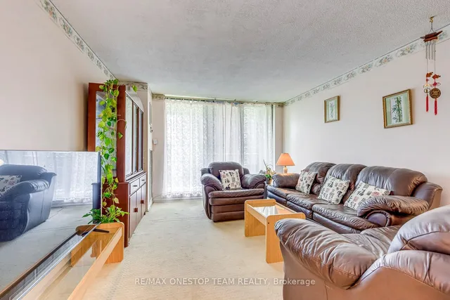 Additional image 9 of 4 Kings Cross Rd Unit 402