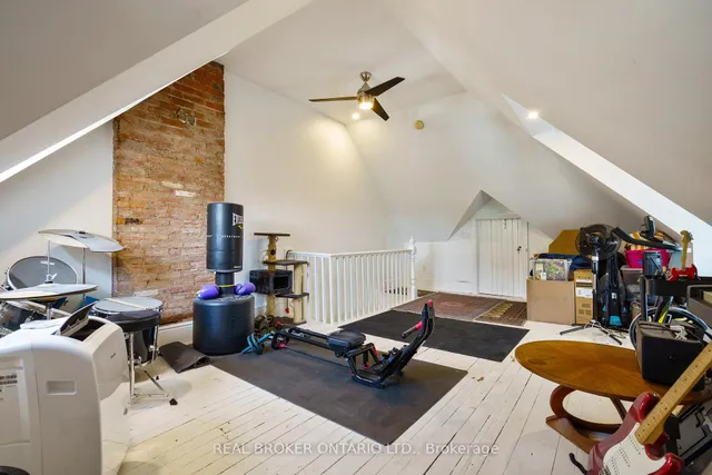 Additional image 27 of 164 Catharine St