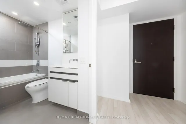 Additional image 2 of 197 Yonge St Unit 5104