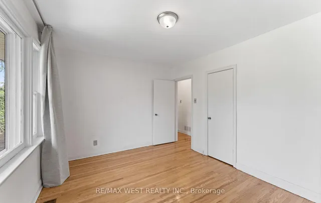 Additional image 27 of 23 Waltham Dr