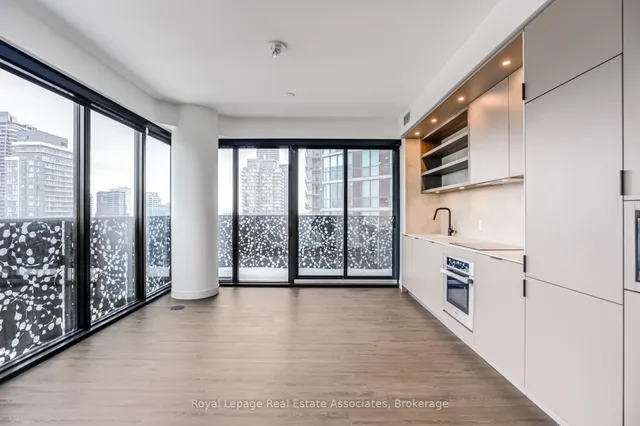Additional image 6 of 55 Charles St Unit 2206