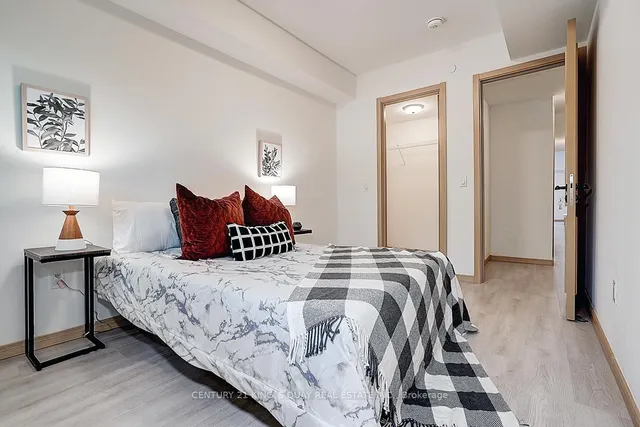 Additional image 47 of 200 Chester Le Blvd Unit D102