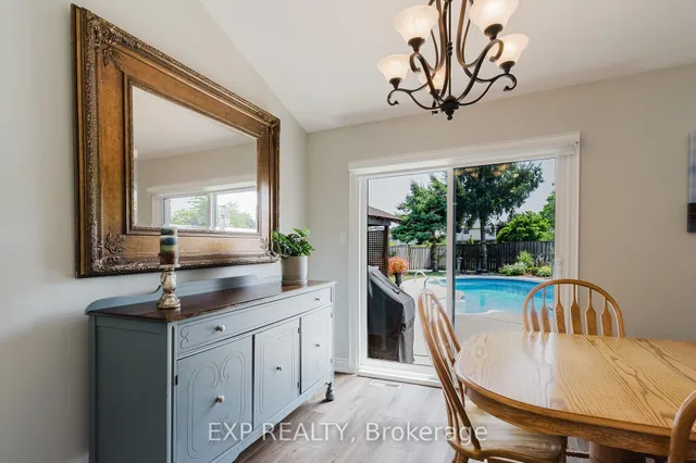 Additional image 14 of 8 Viva Crt