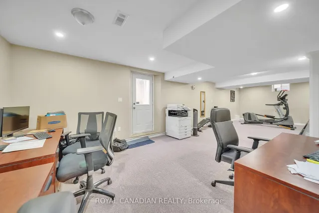 Additional image 40 of 16 Redearth Gate