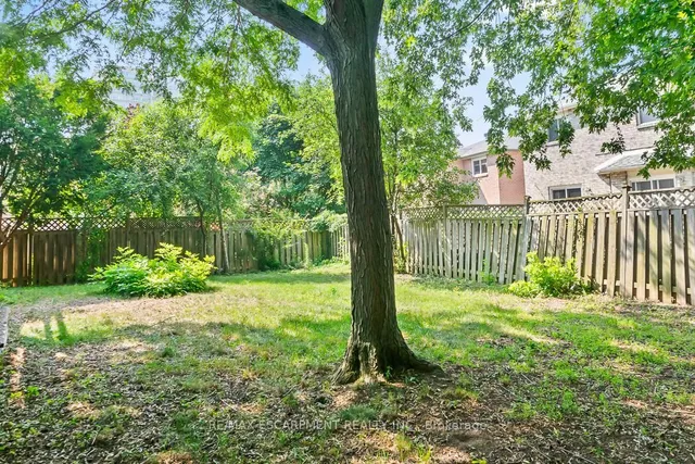 Additional image 42 of 411 Freeman Cres