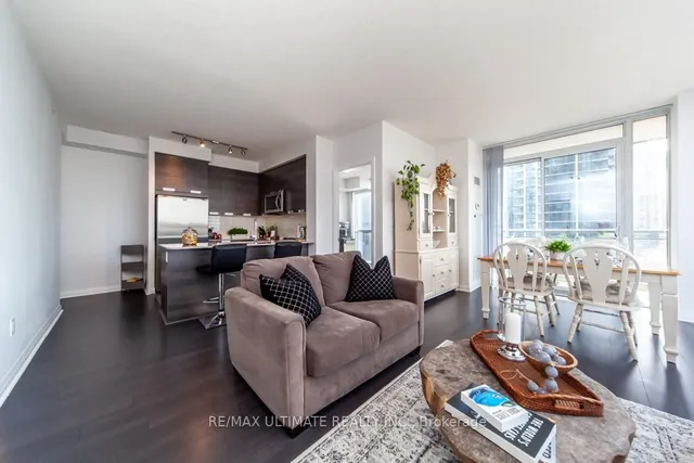 Additional image 6 of 5033 Four Springs Ave Unit 512