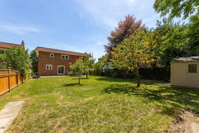 Additional image 36 of 8 St Phillips Rd