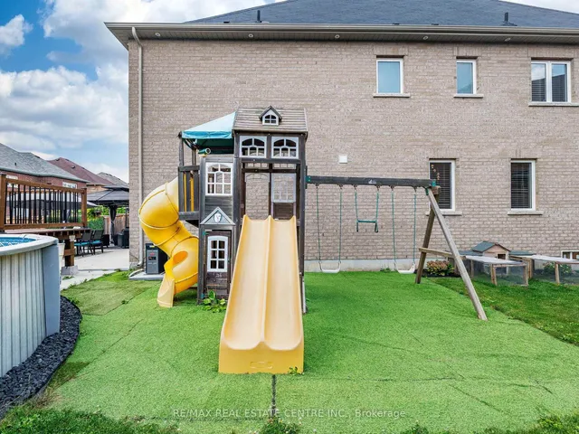 Additional image 47 of 36 Isle Royal Terr