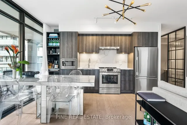 Additional image 17 of 25 Richmond St Unit 1305