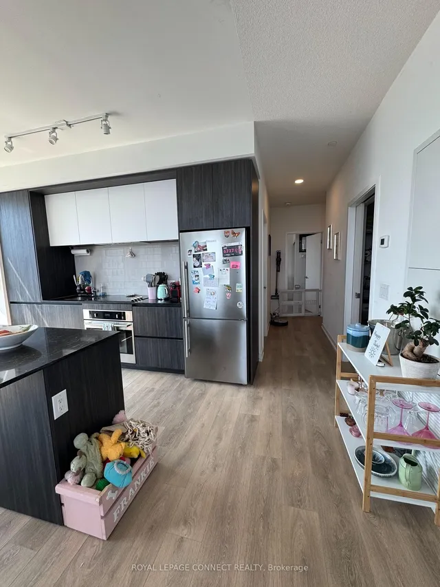 Additional image 6 of 225 SUMACH St Unit 2005