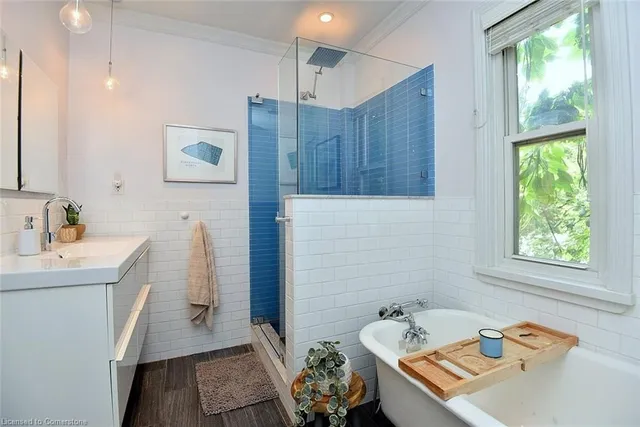 Additional image 36 of 293 Charlton Ave