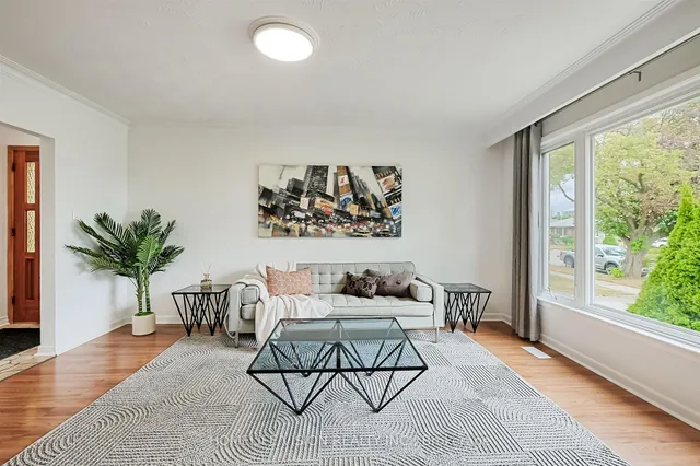 Additional image 9 of 8 Murmouth Rd