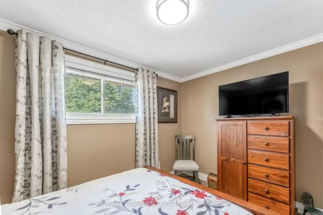 Additional image 30 of 9924 Dickenson Rd