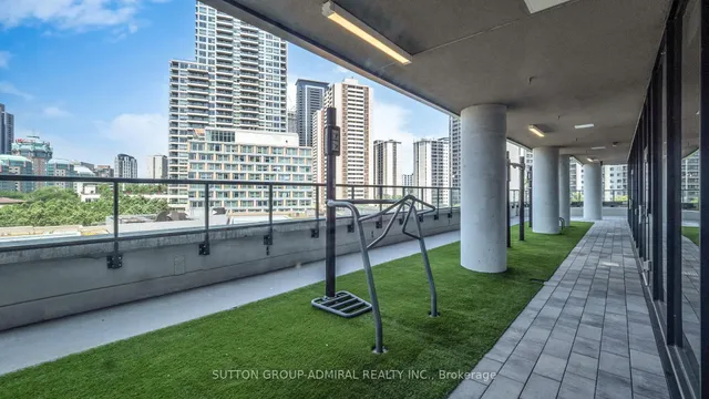 Additional image 31 of 159 Wellesley St Unit 1601