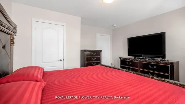 Additional image 24 of 36 Spokanne St