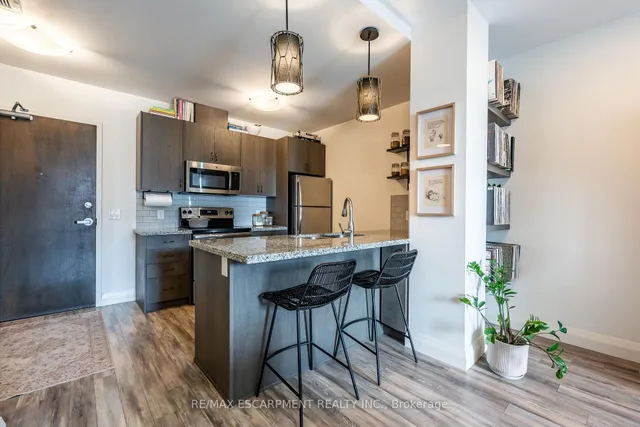 Additional image 15 of 118 King St Unit 921