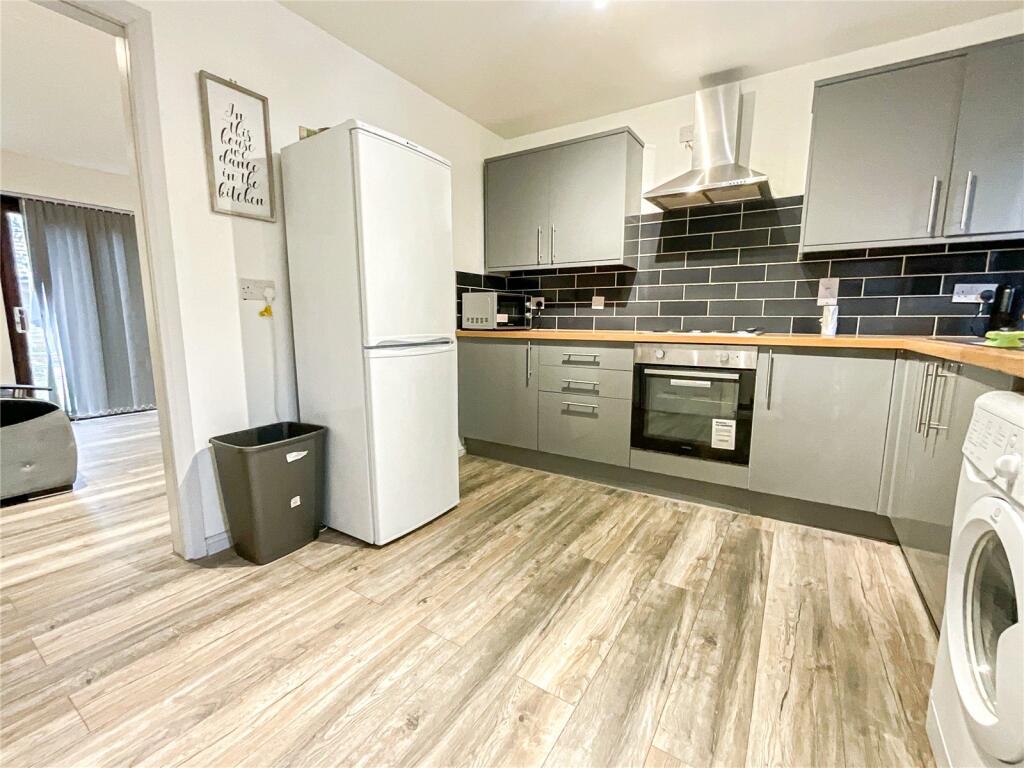 Additional image 3 of Eringden, Wilnecote, Tamworth, Staffordshire, B77