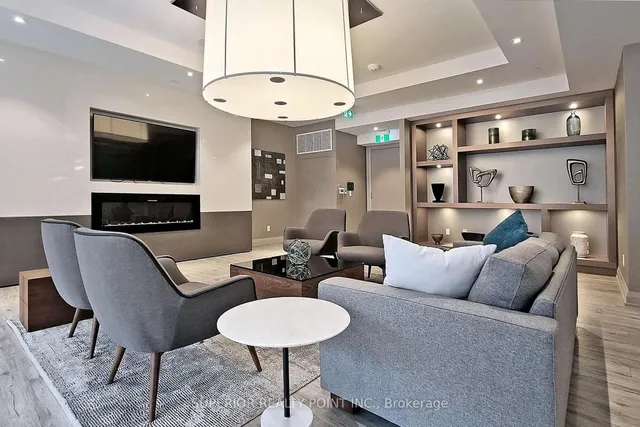 Additional image 40 of 50 Wellesley St Unit 704