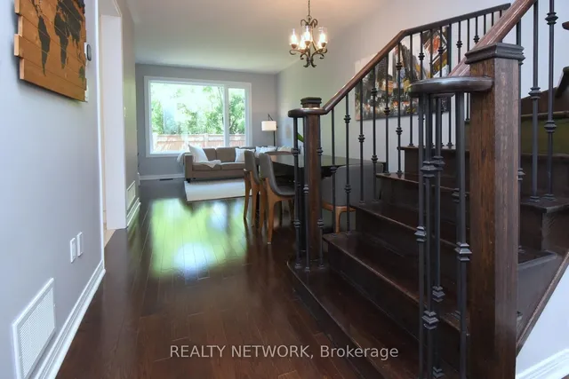 Additional image 6 of 2980 Guire Common