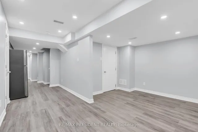 Additional image 33 of 971 Francine Cres